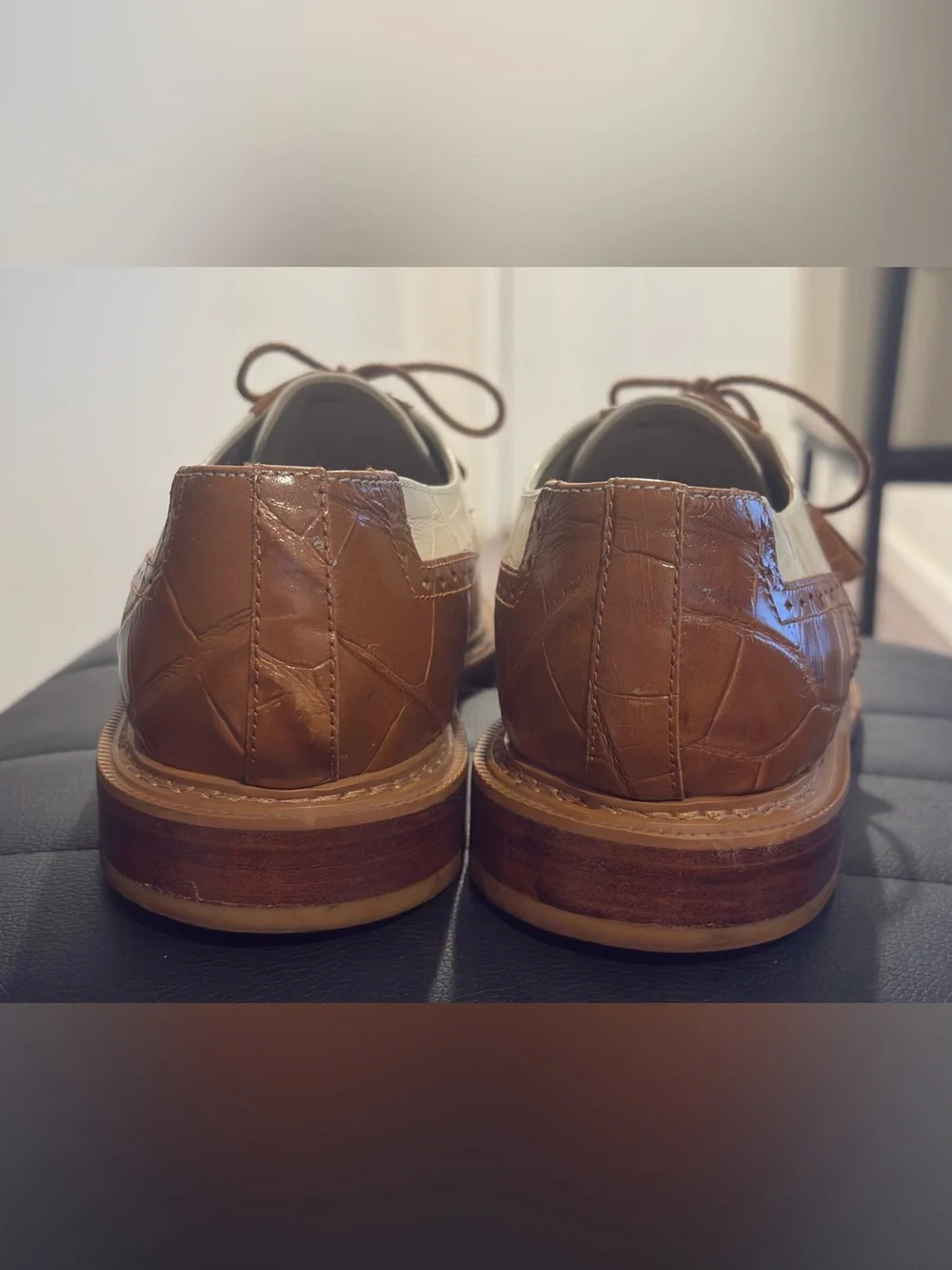 VTG Y2K Giorgio Brutini White and I Brown Two-Tone Lace-Up Loafers